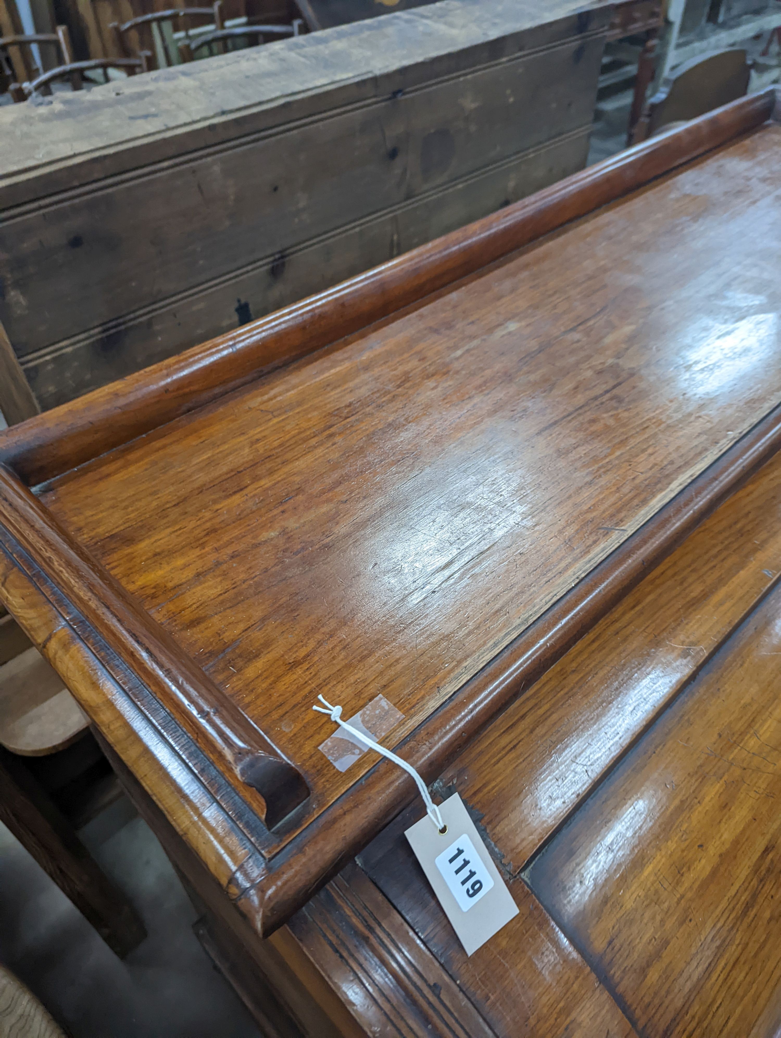 A Victorian walnut cylinder bureau, width 120cm, depth 62cm, height 110cm